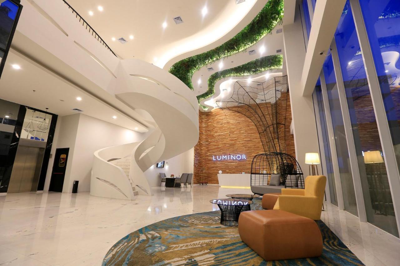 Luminor Hotel Purwokerto By Wh ภายนอก รูปภาพ
