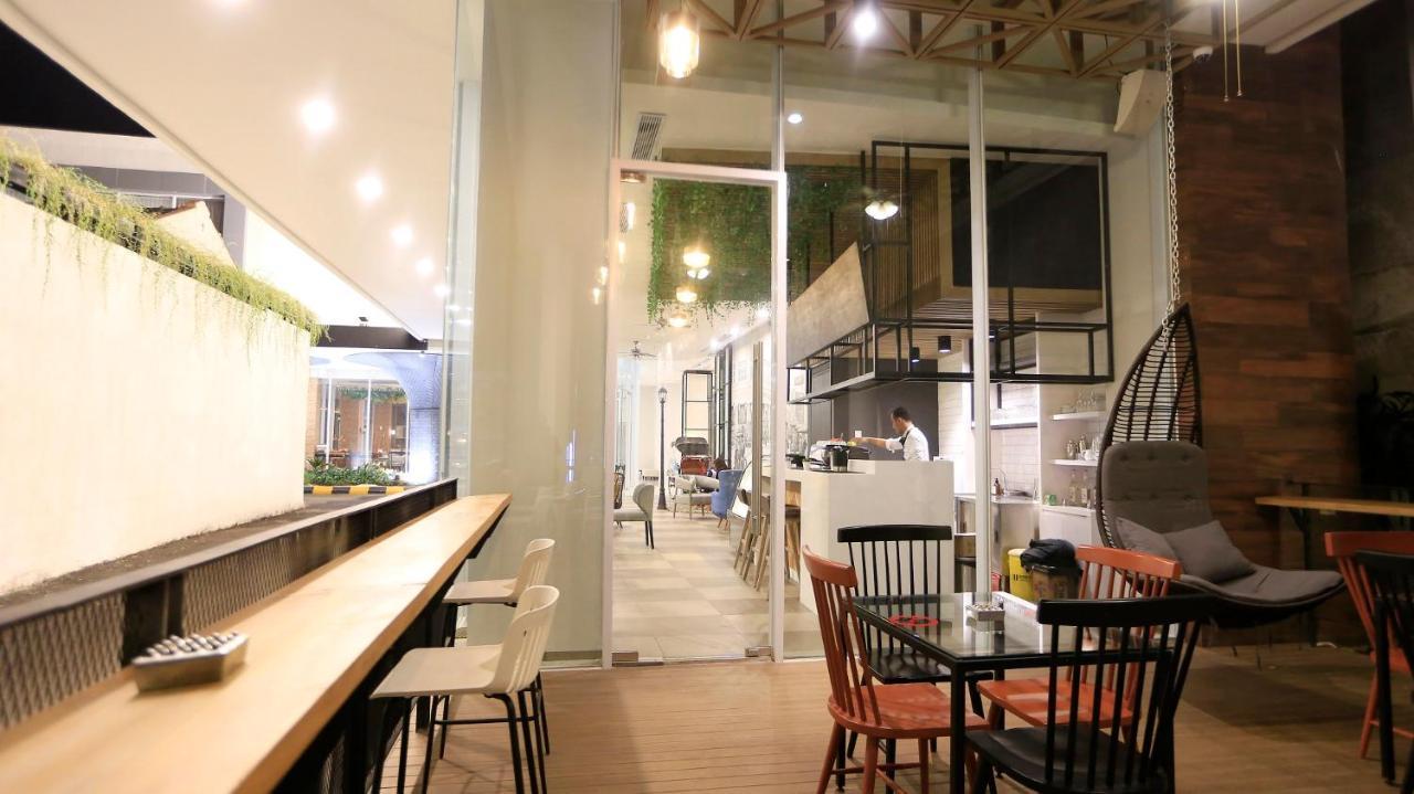 Luminor Hotel Purwokerto By Wh ภายนอก รูปภาพ