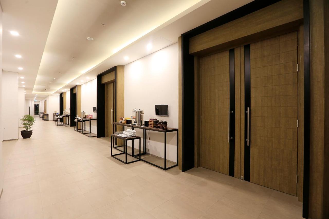 Luminor Hotel Purwokerto By Wh ภายนอก รูปภาพ