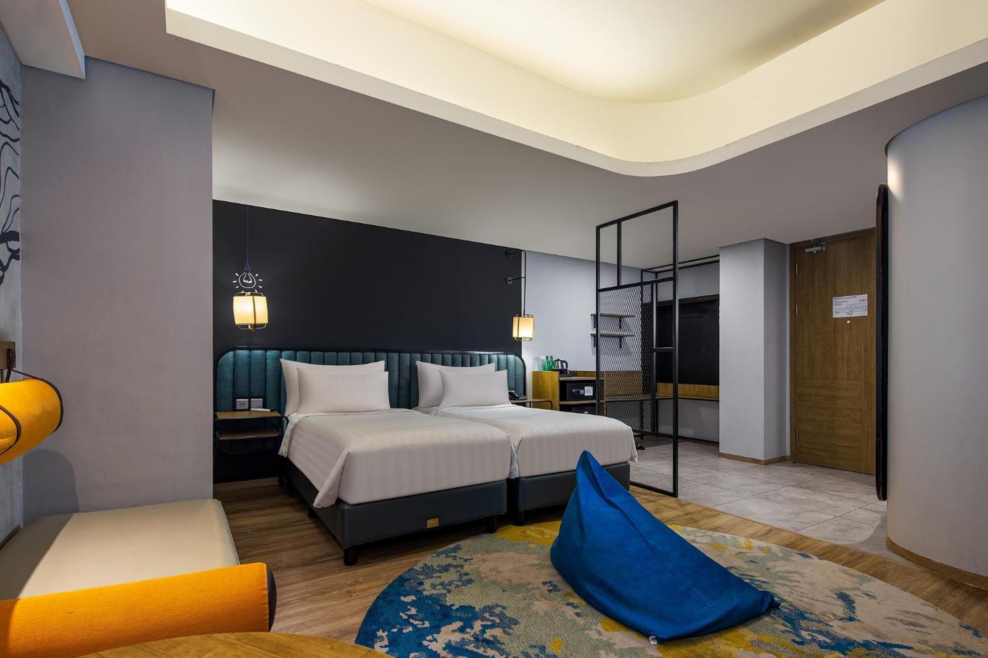 Luminor Hotel Purwokerto By Wh ภายนอก รูปภาพ
