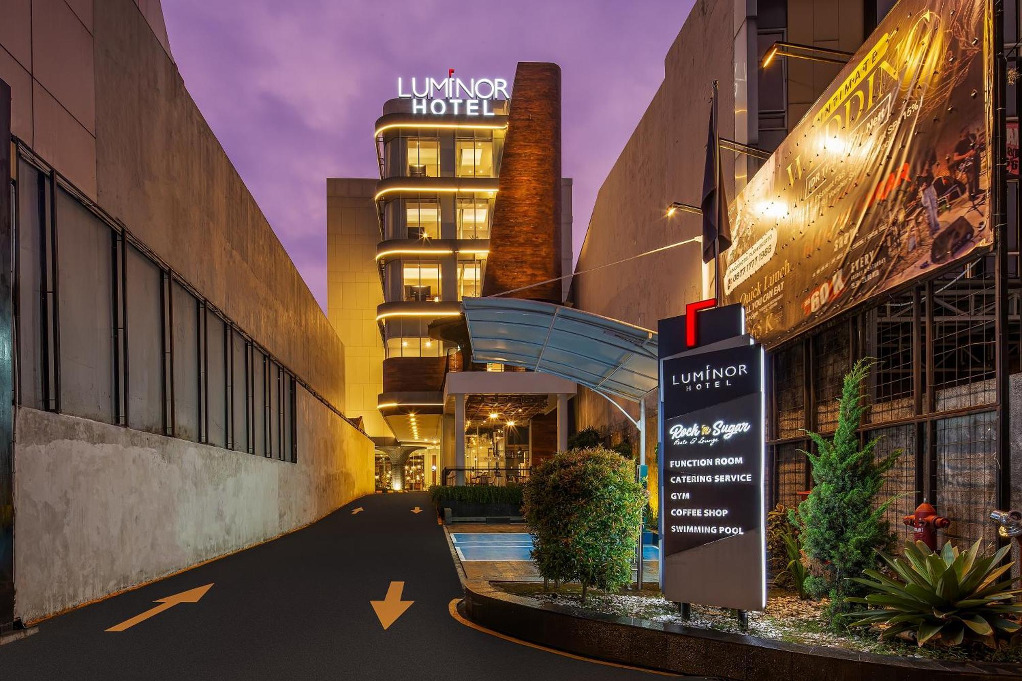 Luminor Hotel Purwokerto By Wh ภายนอก รูปภาพ