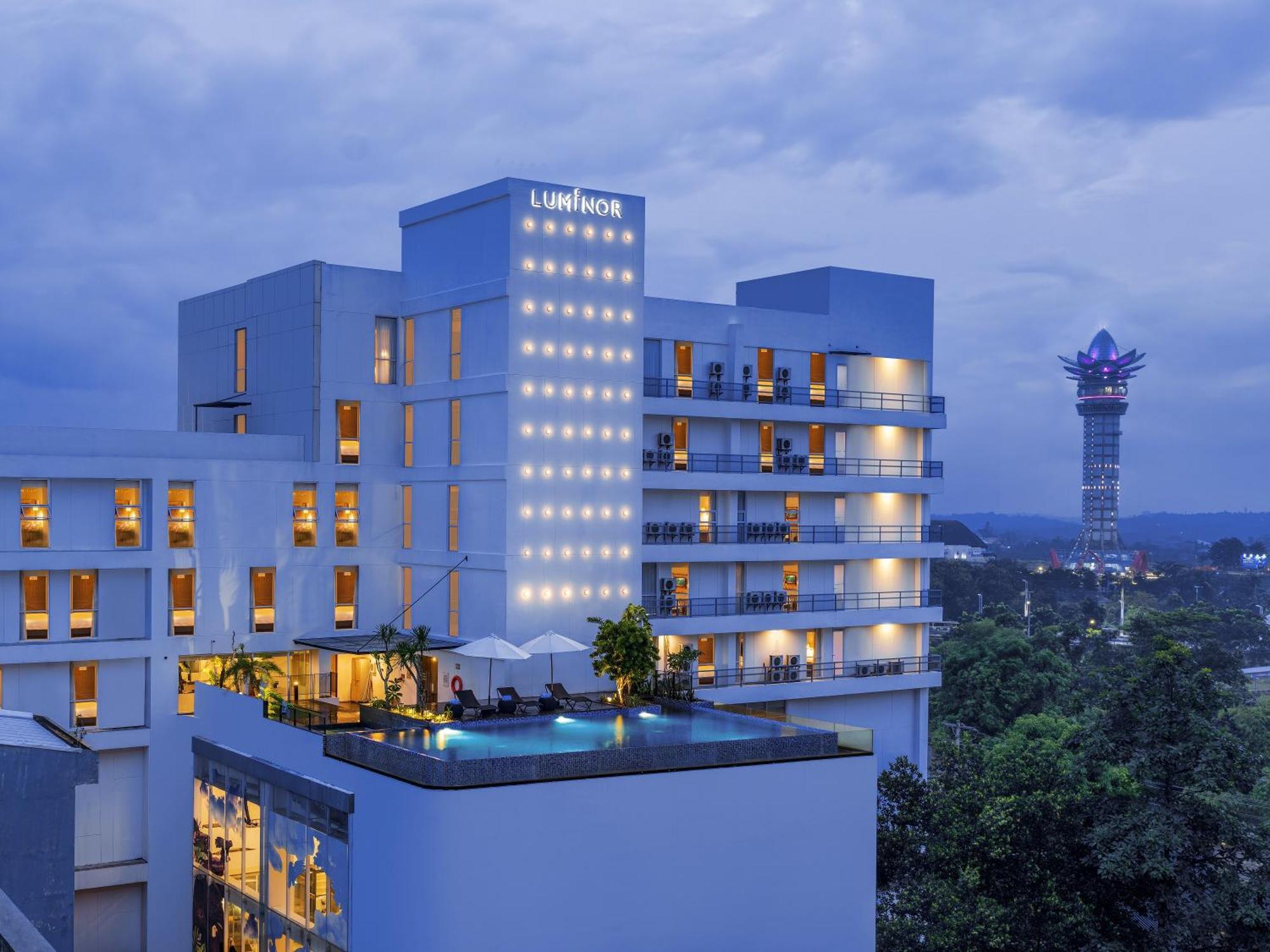 Luminor Hotel Purwokerto By Wh ภายนอก รูปภาพ